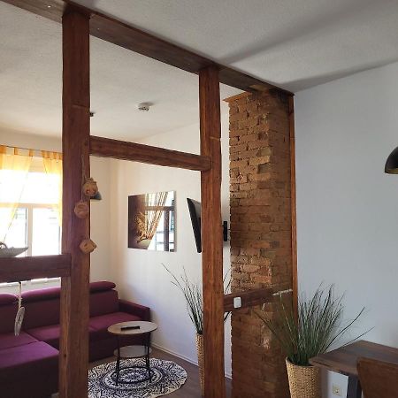 Wohnen Mit Vintage-Flair Apartment Schwerin  Exterior photo