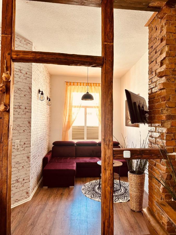 Wohnen Mit Vintage-Flair Apartment Schwerin  Exterior photo