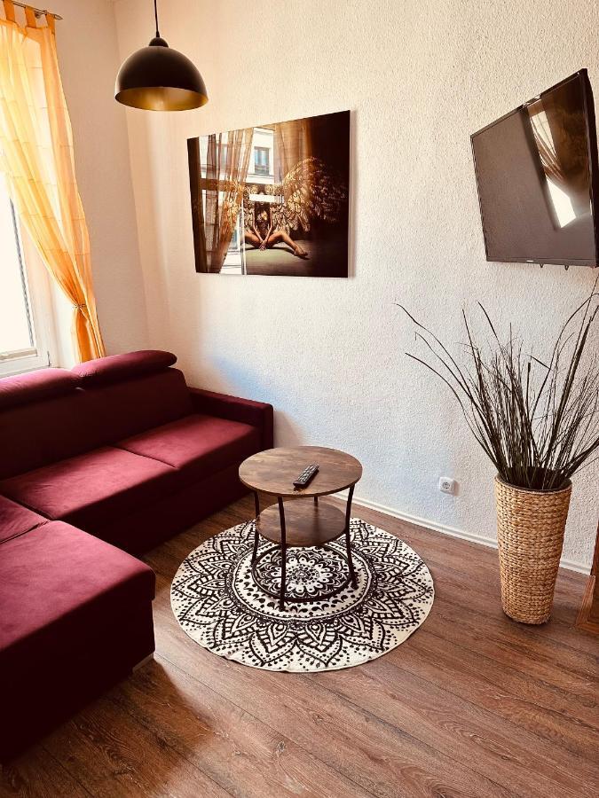 Wohnen Mit Vintage-Flair Apartment Schwerin  Exterior photo